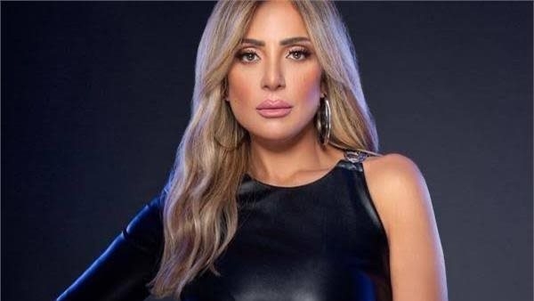 ريم البارودي: أقرأ أكثر من سيناريو درامي للمشاركة في موسم الأوف سيزون