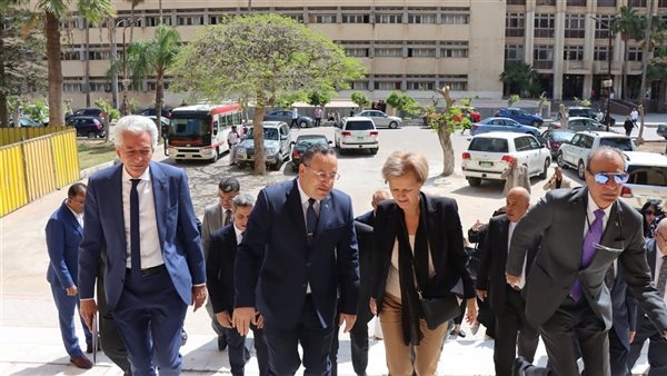 رئيس جامعة الإسكندرية وسفيرة الاتحاد الأوروبي يشهدان اللقاء الختامي للبرنامج التدريبي الخاص بريادة الأعمال في مجال المياه