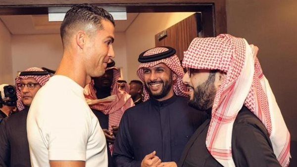 مفاجأة.. كريستيانو رونالدو قد يكون ضمن الملاك الجدد لنادي ألميريا الإسباني