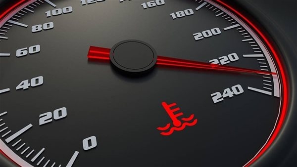 أسباب ارتفاع درجة حرارة محرك السيارة خلال فصل الصيف.. تعرف عليها