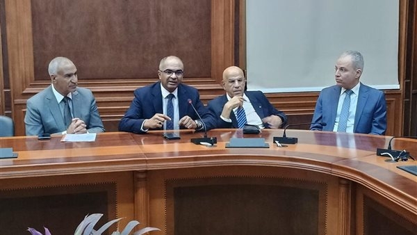 شركة مياه الجيزة توقع بروتوكول تعاون مع هندسة عين شمس لتعزيز سبل البحث والتطوير