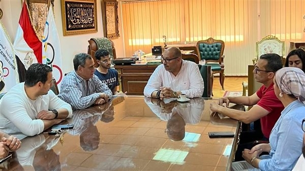 رئيس اللجنة الأولمبية يستقبل وفد دبلومة الإدارة الرياضية بفيفا
