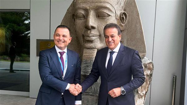 لاتفيا تلجأ لمصر لتوفير محاليل وريدية وسط أزمة نقص في أوروبا.. وتعاون أكاديمي مرتقب مع جامعة مصرية