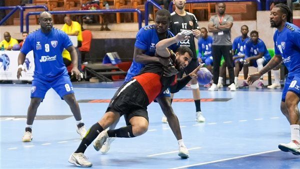 الأهلي يكتسح كينشاسا ويتأهل إلى نصف نهائي كأس الكؤوس الإفريقية لليد