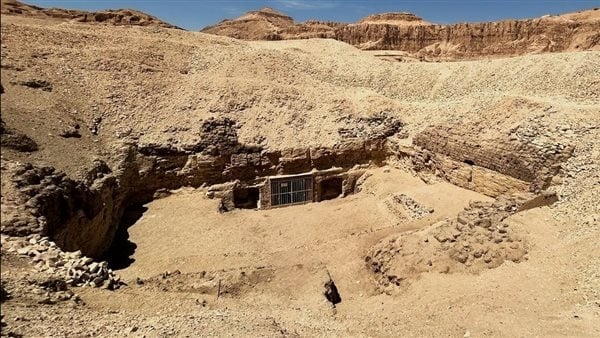 تخص عمدة طيبة.. الآثار تعلن الكشف عن اسم وألقاب صاحب مقبرة Kampp23 بالبر الغربي بالأقصر