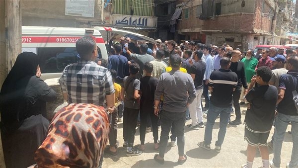 تشييع جنازة الغواص حسن عدلي ضحية الغرق بالعين السخنة بمسقط رأسه في الإسكندرية