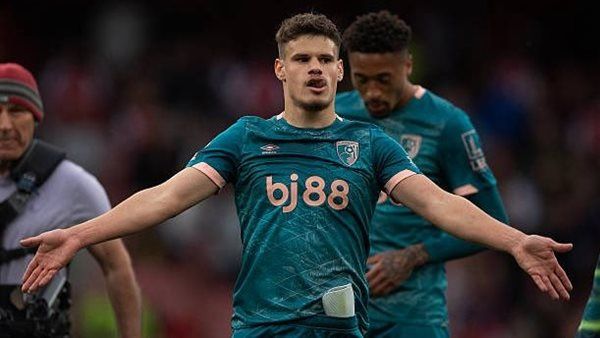 ليفربول يقترب من ضم لاعب بورنموث