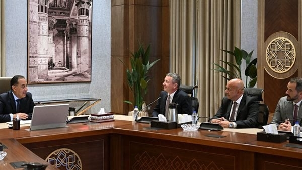 مدبولي يوجه بتيسير الإجراءات لتسريع الحفر بمناطق الامتياز التابعة لشركة إكسون موبيل