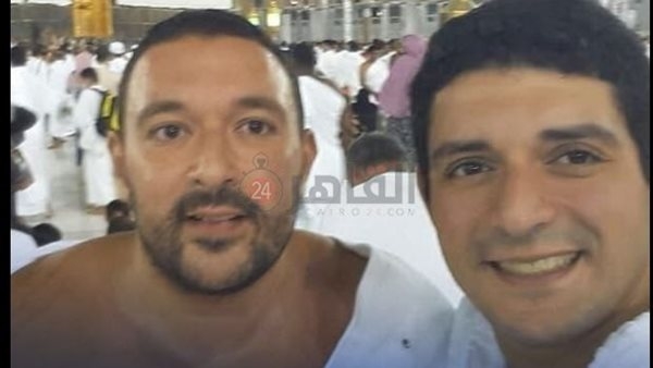عمرو الدجوي عن شقيقه أحمد: فخر العيلة وبحر العلم.. ومش معقول جدتي تحضر عرض أزياء وتسيب الجنازة