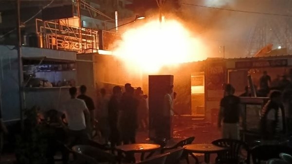 حريق في كرفان بجوار ملاهي بلازا بالمحلة.. والدفع بـ 4 سيارات إطفاء