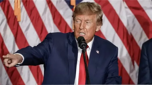 كبر وخرّف.. معالج نفسي يشكك في قوى ترامب العقلية: مبيقدرش يقول جملة واحدة بشكل سليم