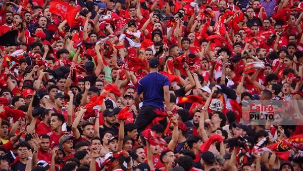 بسبب رحيله.. جماهير الأهلي تهاجم رامي ربيعة خلال مباراة فاركو بالدوري