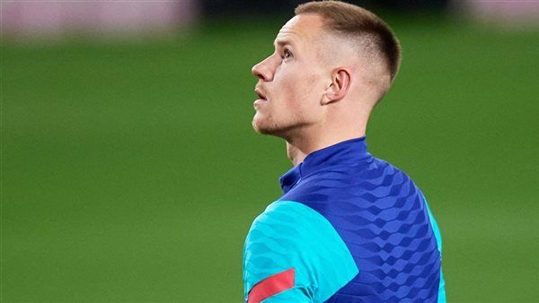 موقف تير شتيجن من الرحيل عن برشلونة
