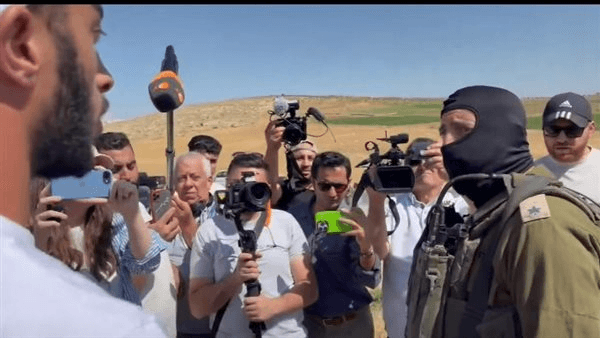 إسرائيل تمنع دخول وفد من الصحفيين الدوليين إلى الضفة الغربية المحتلة