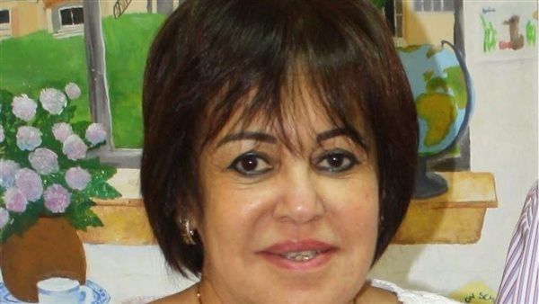 وفاة سمية عمرو مؤسِّسة مدرسة الألسن الدولية