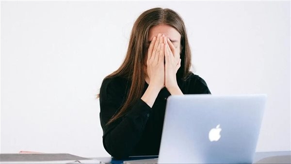 3 عادات يومية تؤدي إلى ارتفاع مستوى الكورتيزول
