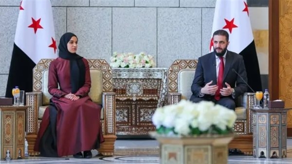 ظهور أحمد الشرع وزوجته يتصدر تريند السوشيال ميديا