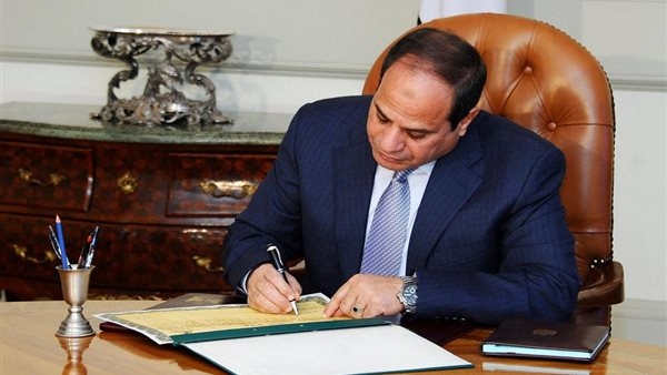 تأكيدًا لـ القاهرة 24.. السيسي يصدق على العلاوة الدورية والخاصة للموظفين بالدولة