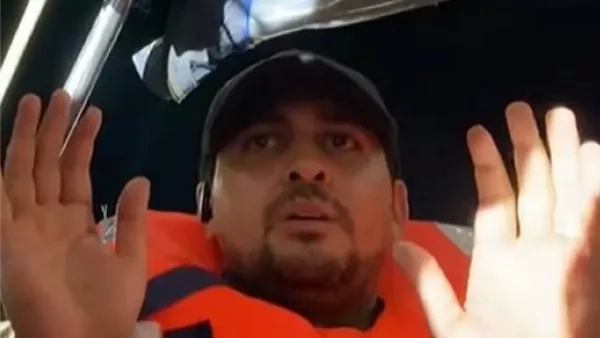 عمر فياض.. قصة المصري الوحيد على متن السفينة مادلين
