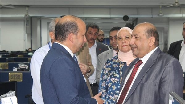 نائب رئيس جامعة القاهرة وعميد طب قصر العيني يتفقدان امتحانات الفرقة الأولى BMS103