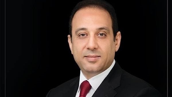 إحالة المحامي عمر هريدي للتحقيق بسبب منشورات على فيس بوك