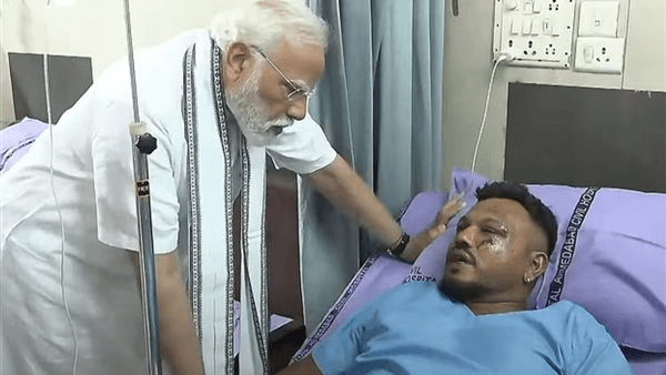 طيار أسترالي يكشف كيف نجا راكب وحيد من تحطم الطائرة الهندية