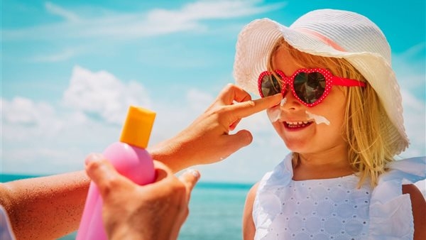 7 أضرار لإهمال استخدام الصن بلوك على البشرة