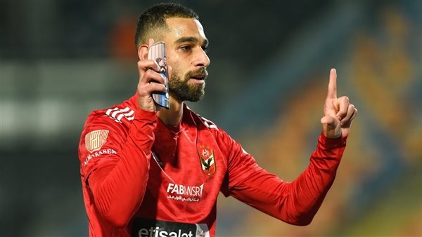 عمرو السولية بعد إعلان رحيله عن الأهلي: انتهت رحلة اللاعب رقم 17