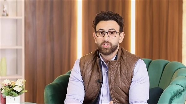 وصول إبراهيم فايق ومحاميه لجهات التحقيق بالسويس لسماع أقوالهما في البلاغ المقدم ضد دفاع الحكم محمد عادل