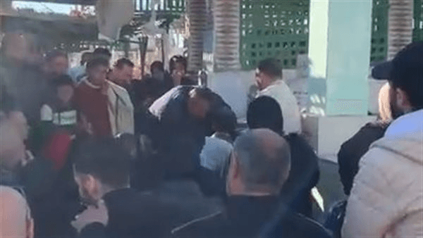 بعد غيبوبة ومضاعفات خطيرة.. تشييع جثمان طالب توفي بسبب حقنة مضاد حيوي ببورسعيد