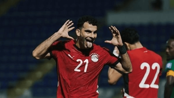 للمشاركة في كأس العالم للأندية.. زيزو يتواجد بالسفارة الأمريكية لاستخراج تأشيرة سفره
