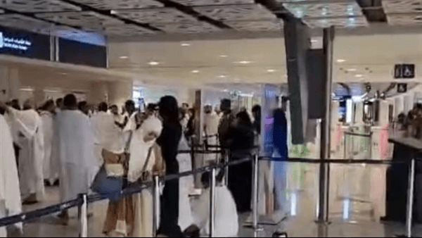 أحد المتضررين بعد إلغاء تأشيرة الترانزيت بالسعودية: شركات الطيران منعتنا من دخول المطارات