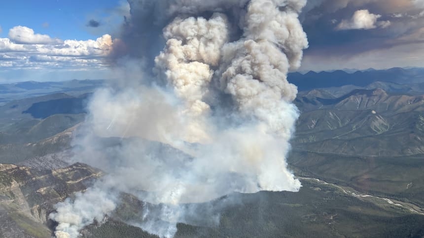 Where wildfire smoke is in Canada and how kids can stay safe