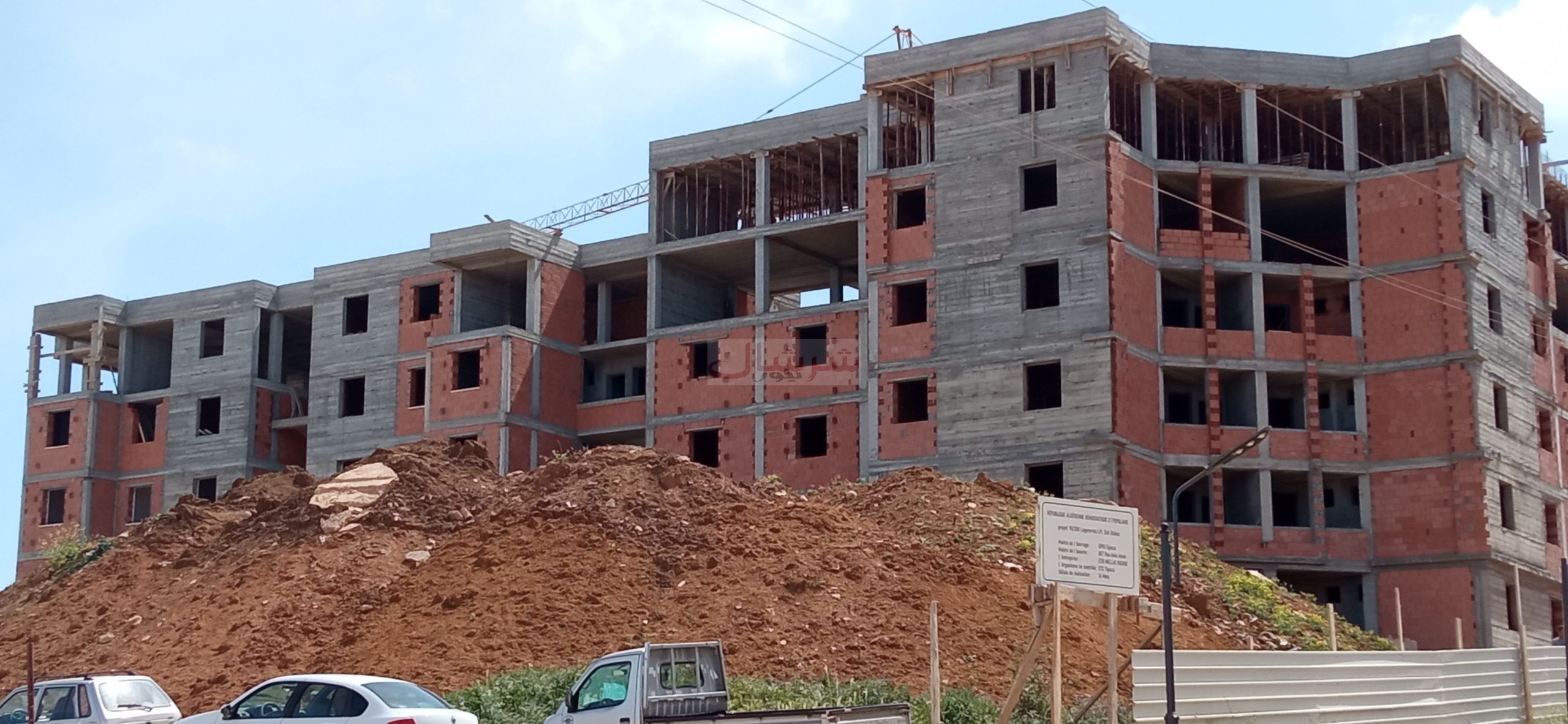 من شأنها أن تنهي معاناة عشرات العائلات المغبونة: تواصل أشغال حصّة 90 مسكن اجتماعي بسيدي غيلاس ونحو استلامها نهاية السّنة الجارية