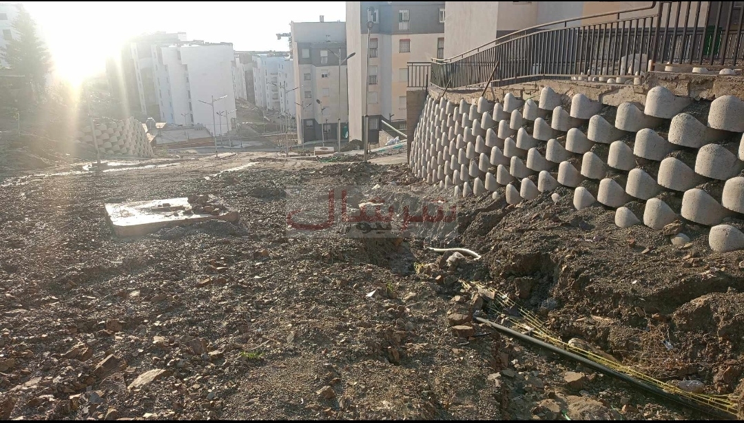 السّيول تكشف أنبوب الغاز المزوّد للسكنات الإجتماعية بواد الحمام بشرشال
