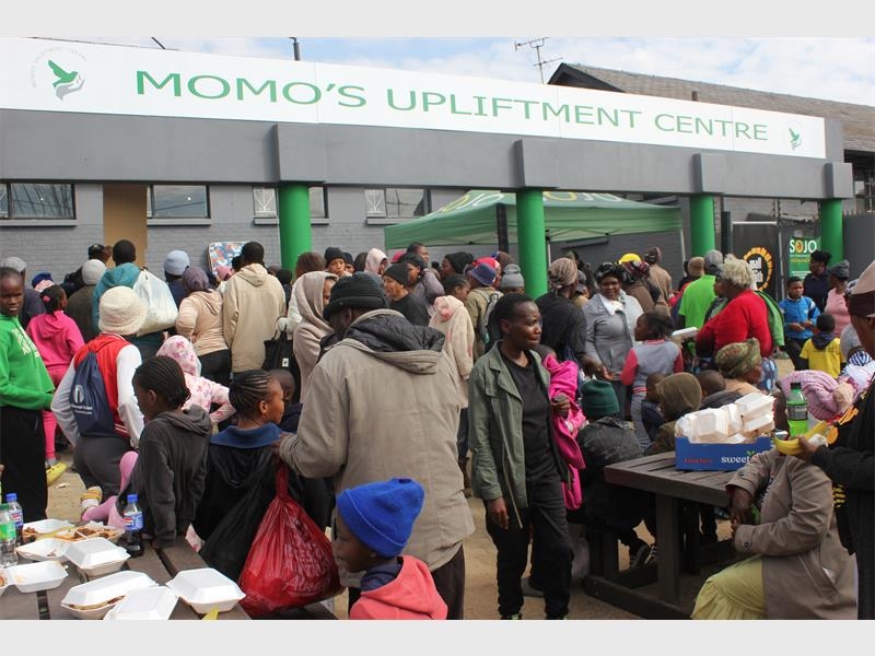 WATCH: #HelpThyNeighbour initiative uplifts 2 000 lives