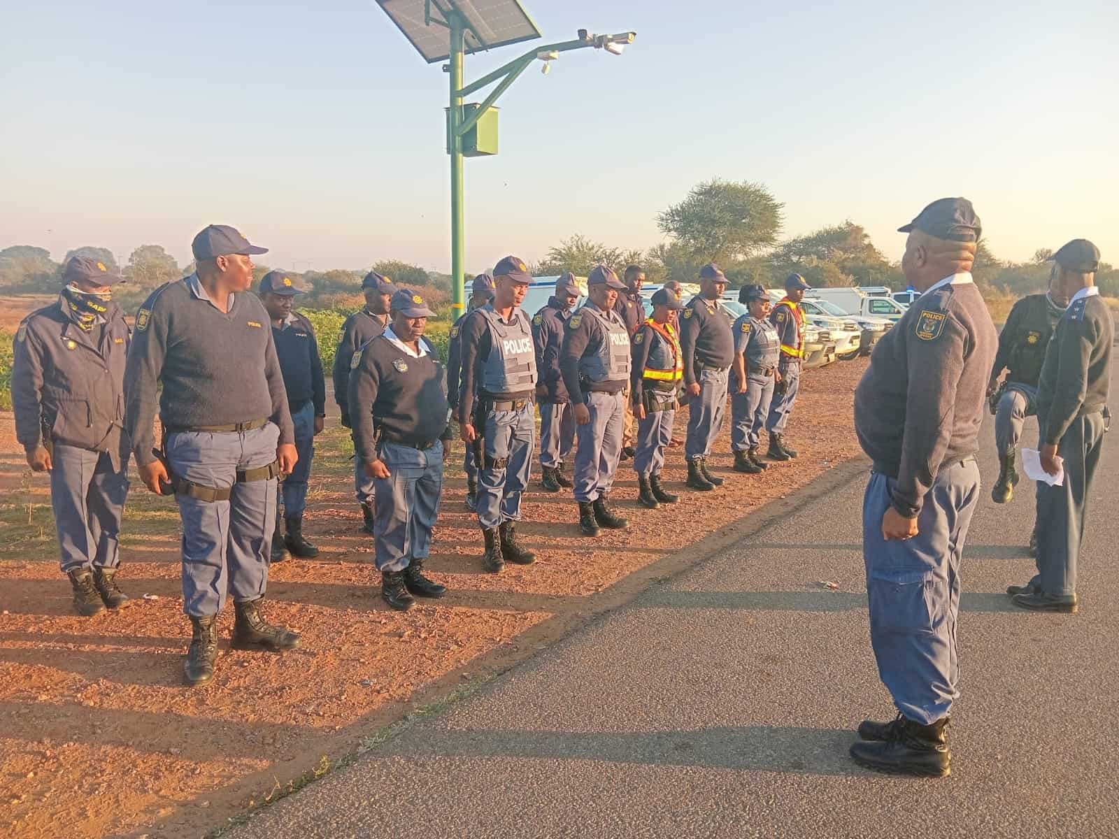 Vala Umgodi nabs seven for extortion