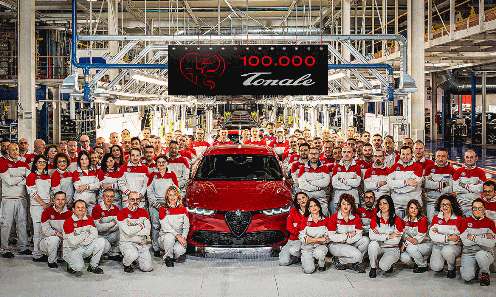Alfa Romeo celebrates 100 000th Tonale SUV built