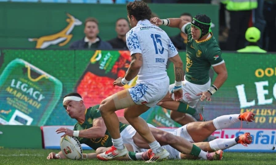 Van den Berg double seals it for Boks