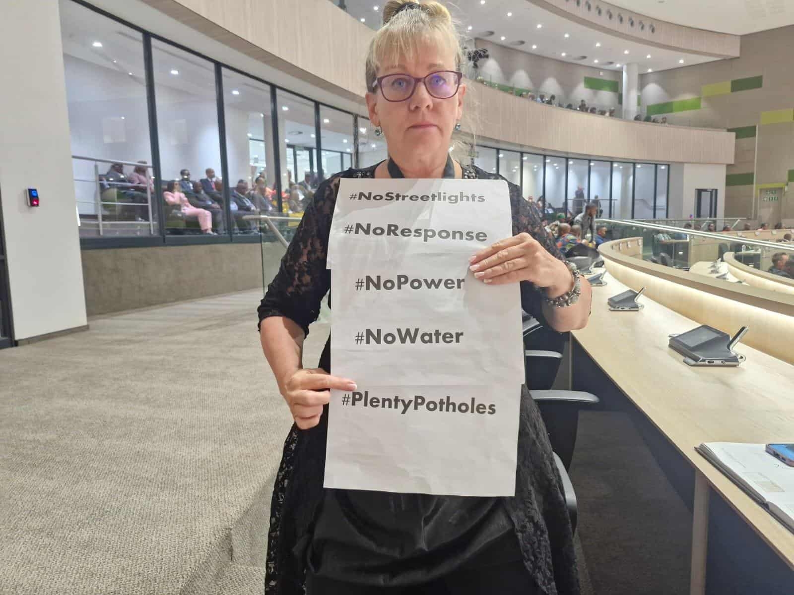 No draft budget allocation to replace asbestos pipes in east