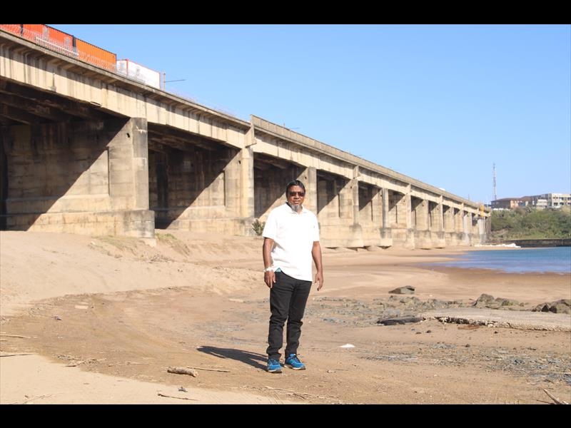 Bridge delays drag on