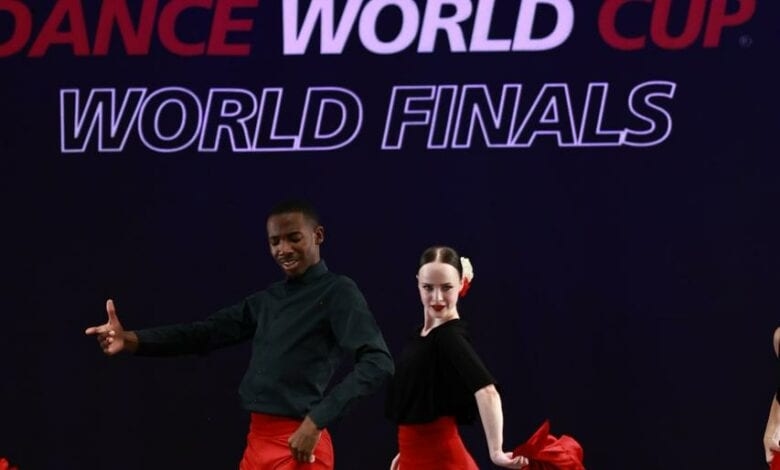 Kutloano Motsei dances SA flag high in Spain