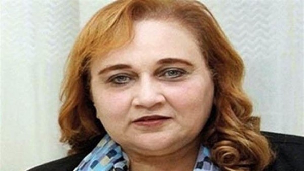 ماجدة خير الله تستنكر: يعني ايه رجل دين بتاع "زينبو" يتحول لناقد ومحاور فني يقنع ضيوفه من الفنانين يسيبوا الشغلانة!