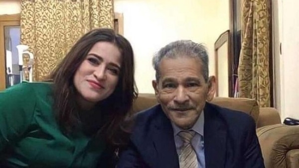 إيزيس سيد القمني ترد على شماتة نجل الحويني في وفاة والدها : الحمد لله الذي قطع انفاس ابيك
