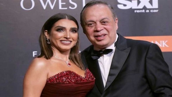 نقل أشرف زكي للمستشفى بعد أزمة صحية.. وروجينا تطمئن الجمهور