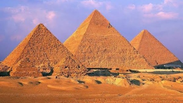 نقل المدخل وتحديث الخدمات.. الوزراء يبرز تفاصيل تطوير منطقة أهرامات الجيزة