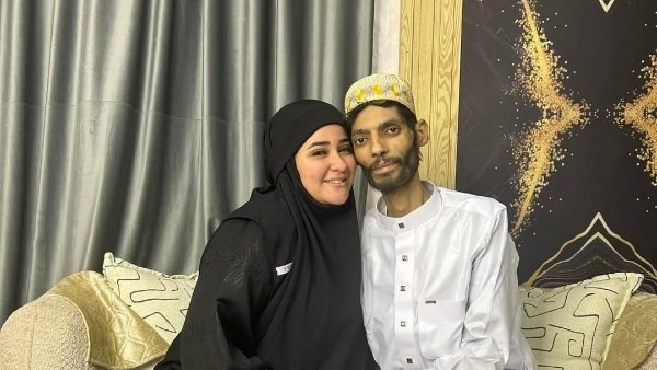 زوجة إبراهيم شيكا تنعيه بكلمات مؤثرة: تعوض شبابك في الجنة يا حبيبي