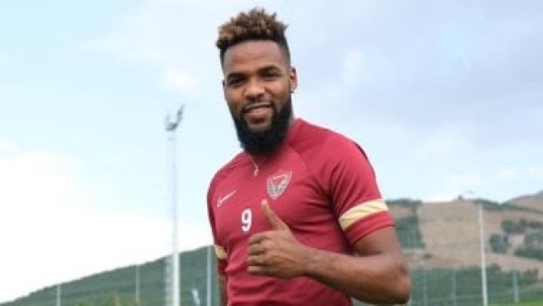 مصرع الجابونى آرون بوبيندزا لاعب الزمالك السابق