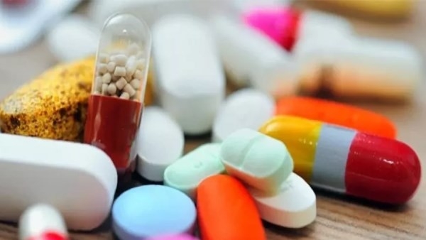 انخفاض أسعار الأدوية في مصر بفضل قرار أمريكي.. وخبير يوضح تأثيره على الاقتصاد