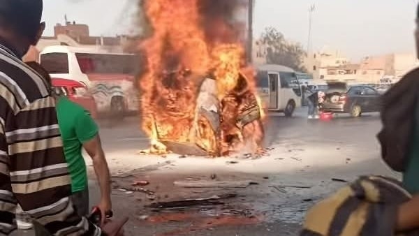 تصادم عدة سيارات واشتعال ملاكي أعلى دائري المنيب.. صور
